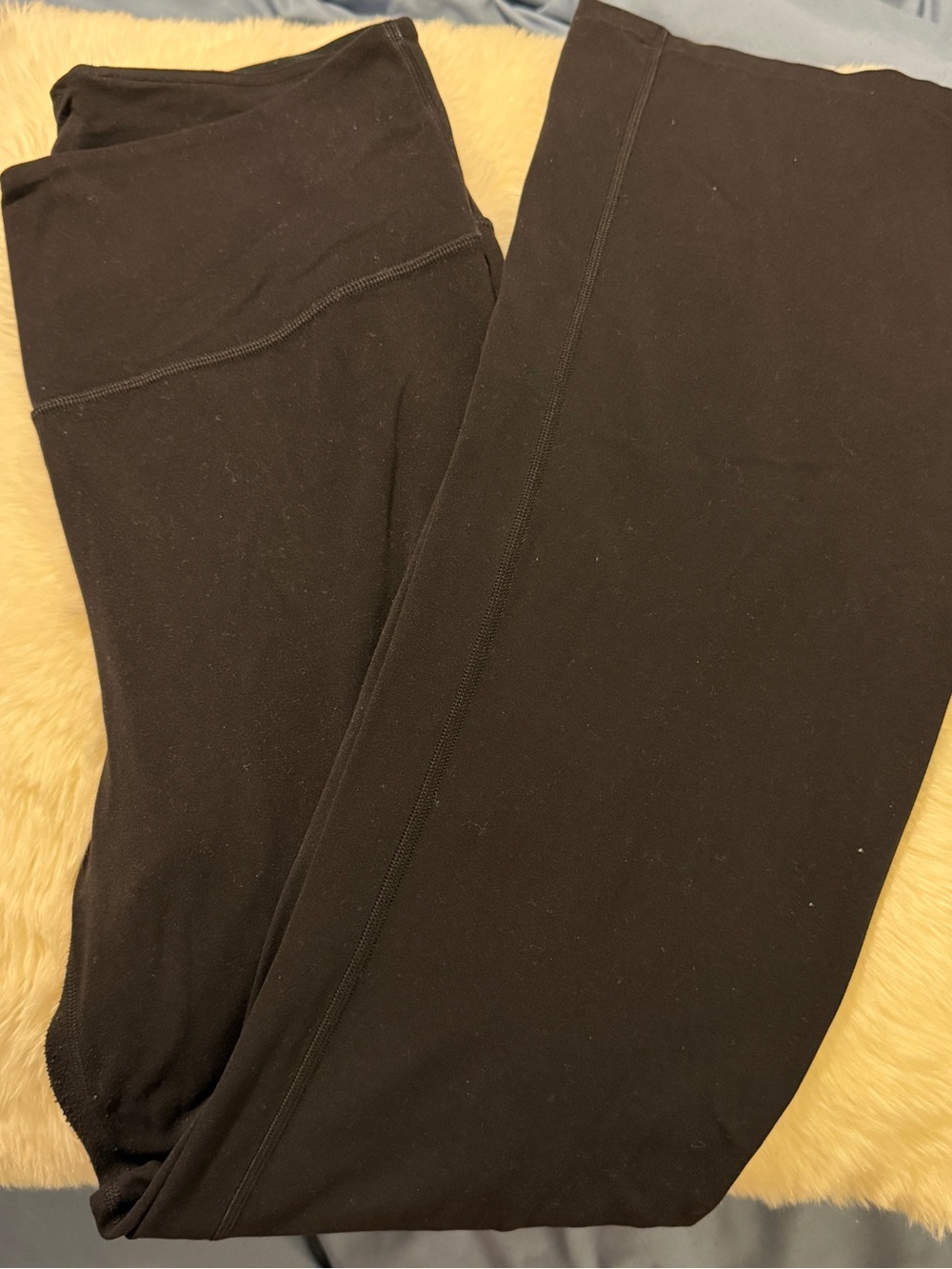 Lululemon Groove Nulu Super-High-Rise Flared Pant Regular length size 12